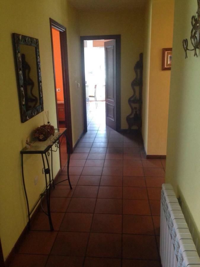 Piso Centrico Y Amplio En Praza Do Regueiro, A Illa De Arousa Zewnętrze zdjęcie