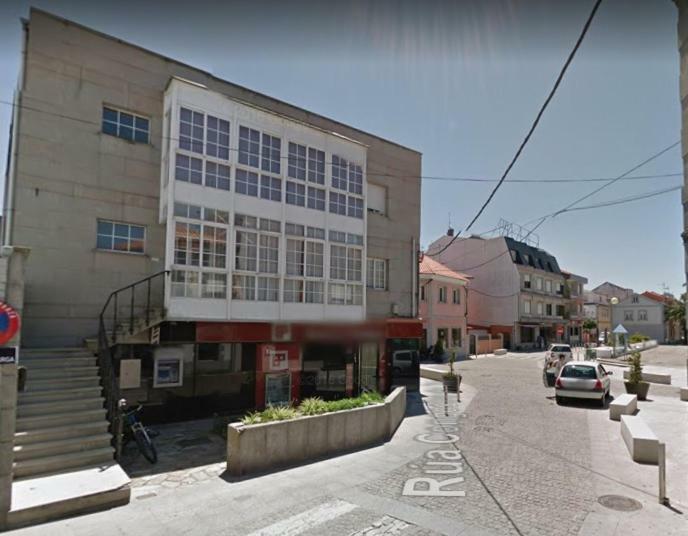 Piso Centrico Y Amplio En Praza Do Regueiro, A Illa De Arousa Zewnętrze zdjęcie